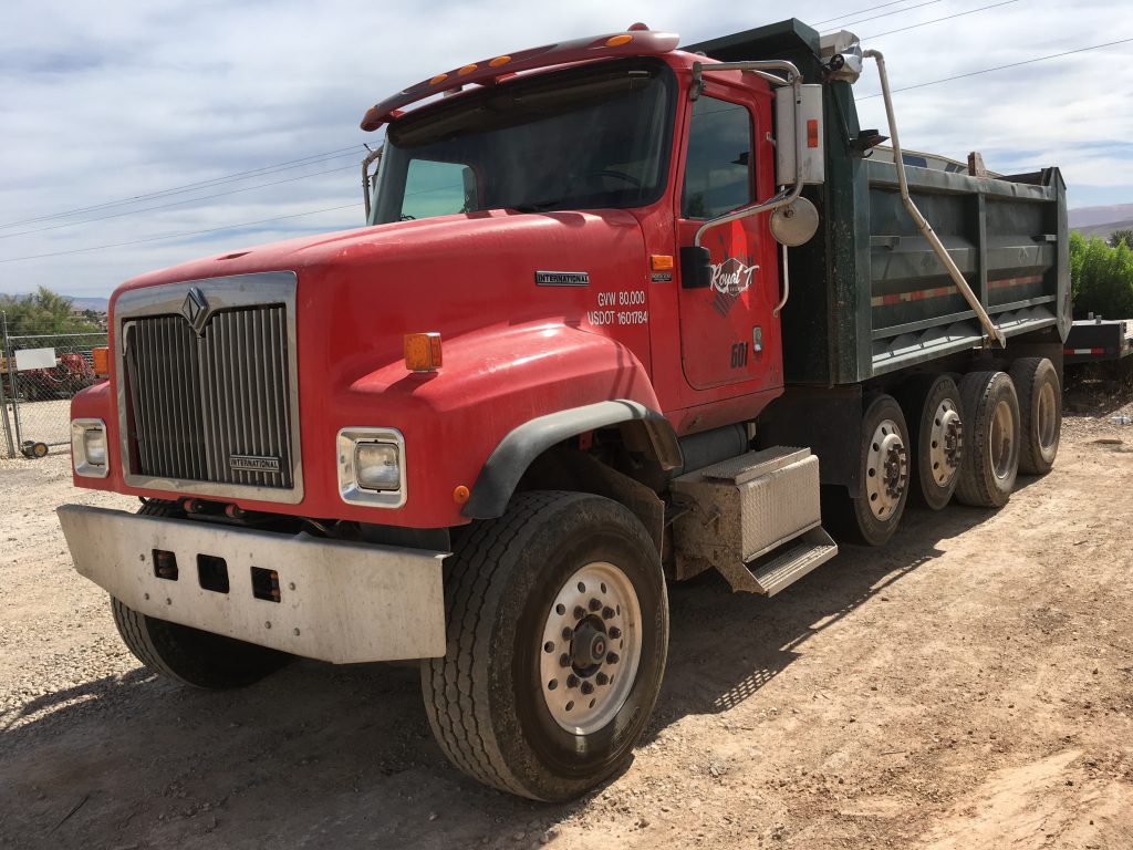 5500 Dump Truck - Dogface Heavy Equipment Sales : Dogface Heavy ...