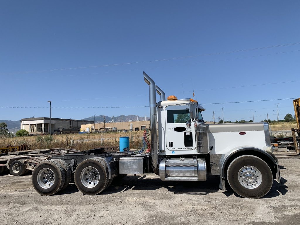 379 HEAVY SPEC DAY CAB TRUCK Dogface Heavy Equipment Sales Dogface